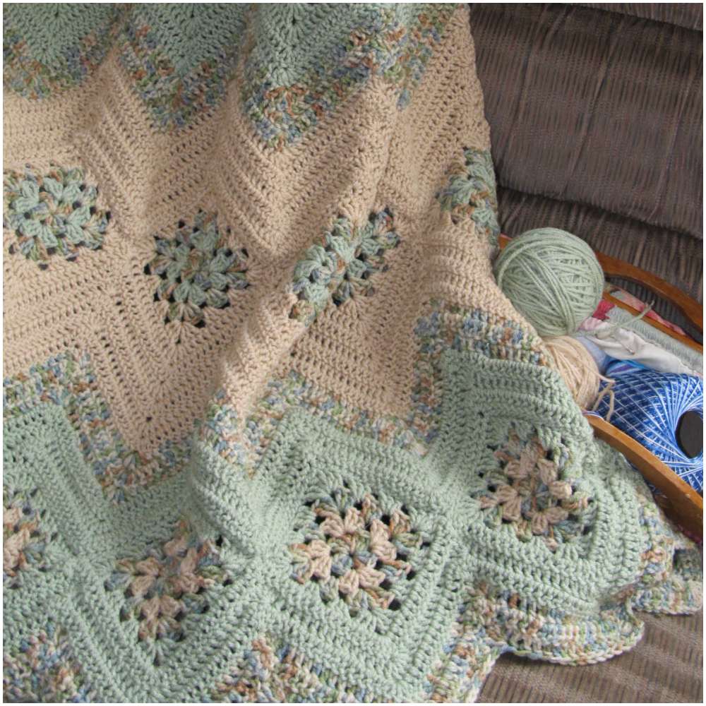 Grannies and Ripples Gorgeous Afghan - Free Crochet Pattern