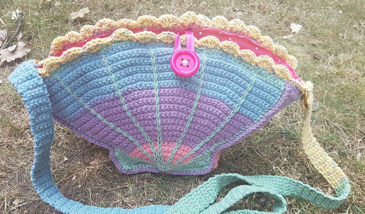 Seashell Bag Free Crochet Pattern