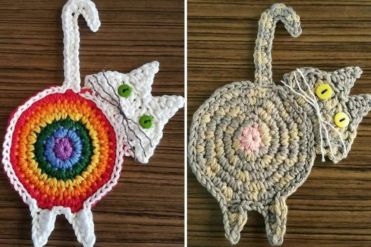 Two pictures of crocheted cat ornaments.