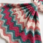 lazy wave baby blanket free crochet pattern