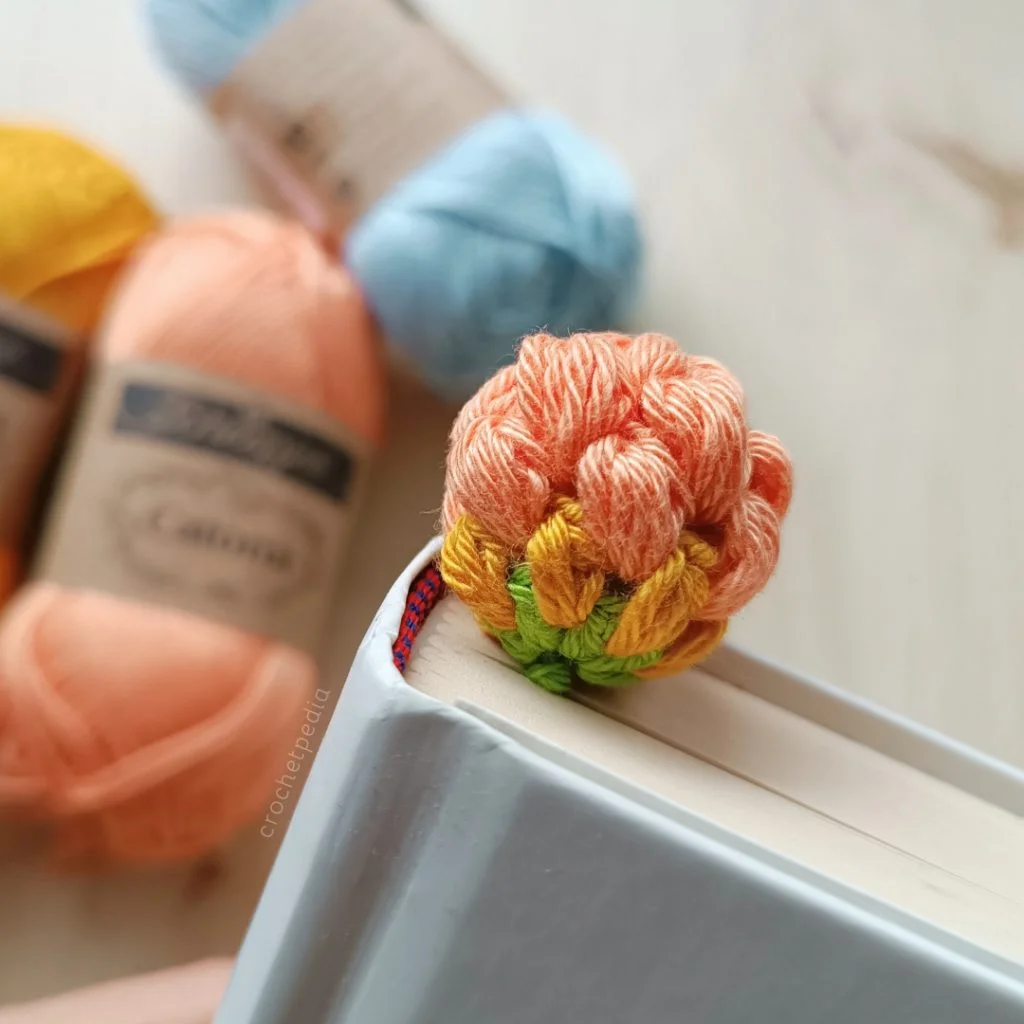 crochet flower bookmarks