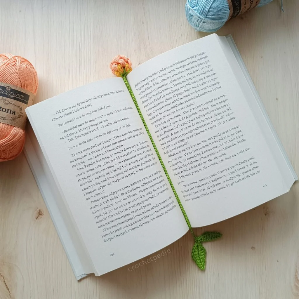 crochet flower bookmarks