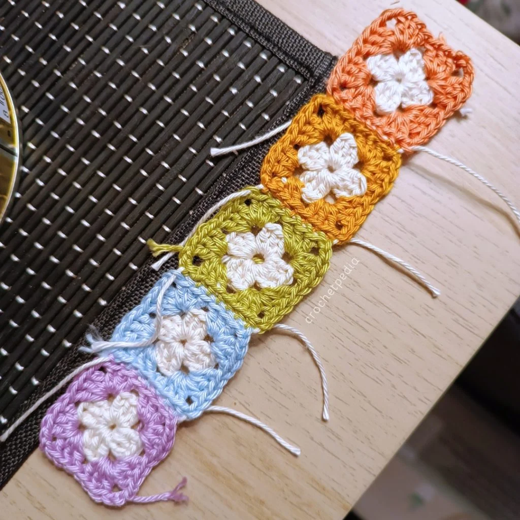 granny square bookmark free crochet pattern